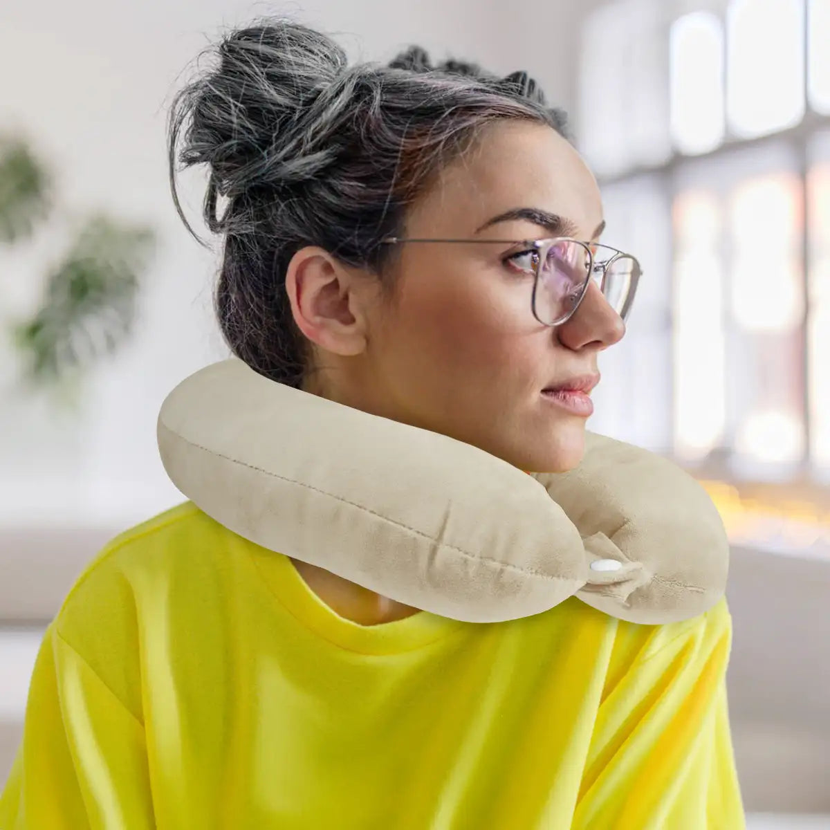 Almohada de Viaje, Color Café Claro, Ergonómica