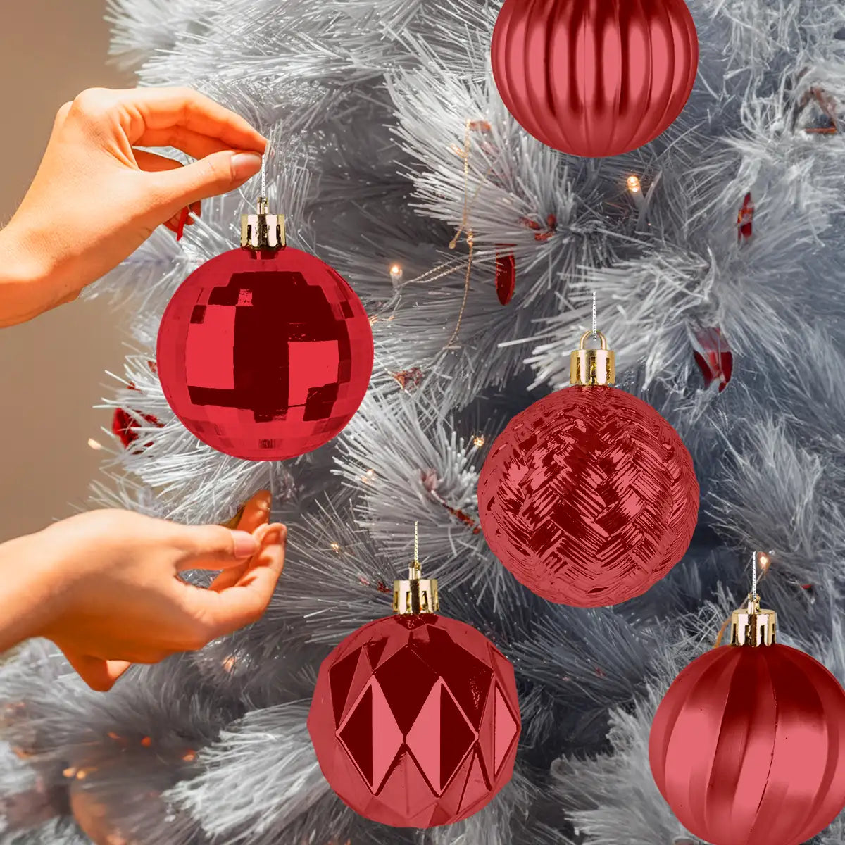 Kit de 30 Esferas Navideñas, Color Rojo