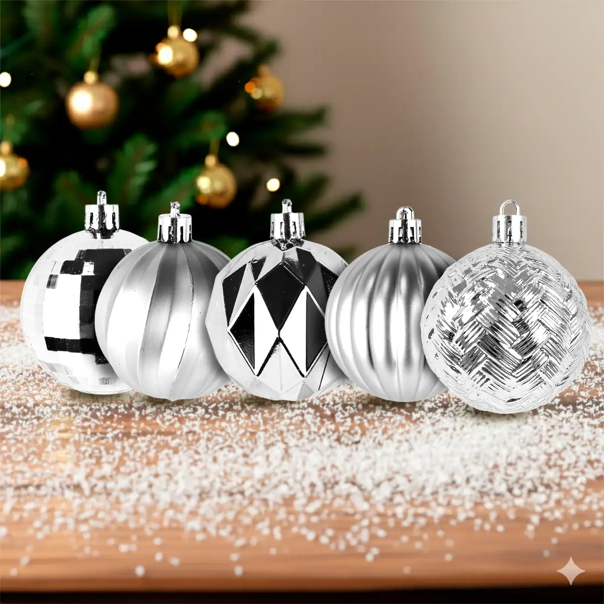 Kit de 30 Esferas Navideñas, Color Plata