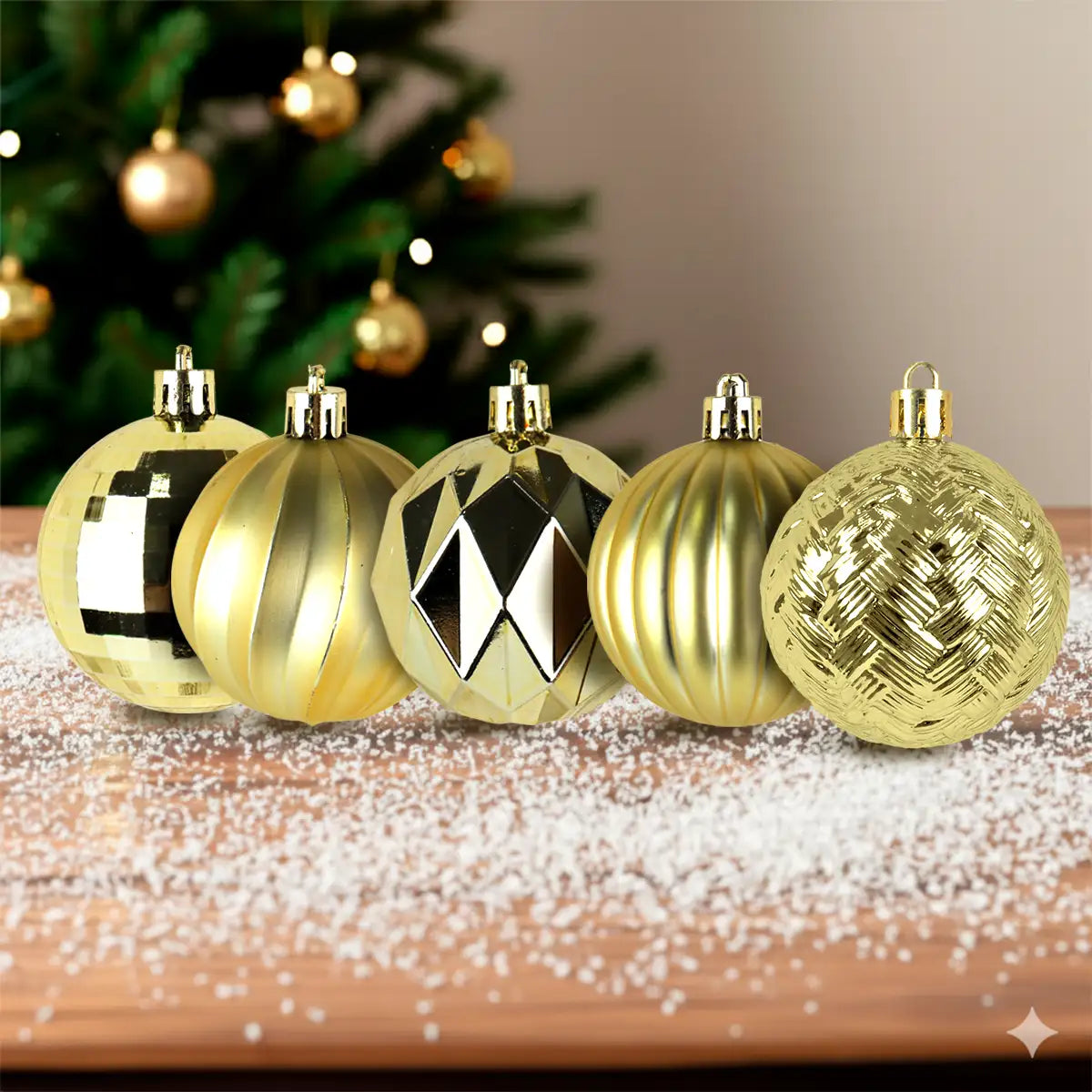 Kit de 30 Esferas Navideñas, Color Oro