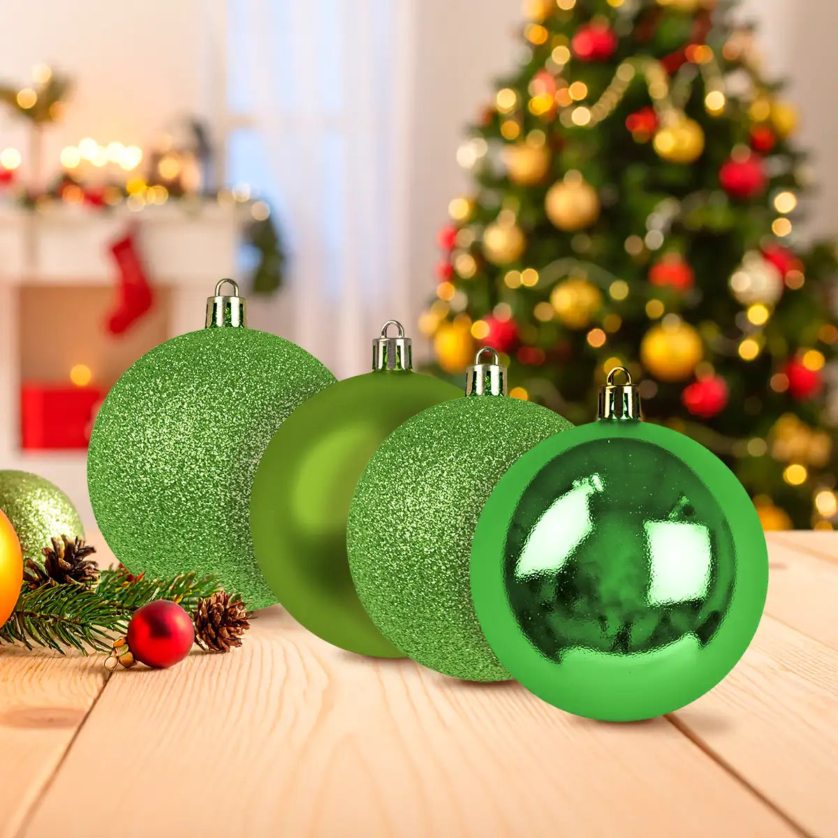 Kit de Esferas Navideñas, 4 pzas, Color Verde Claro