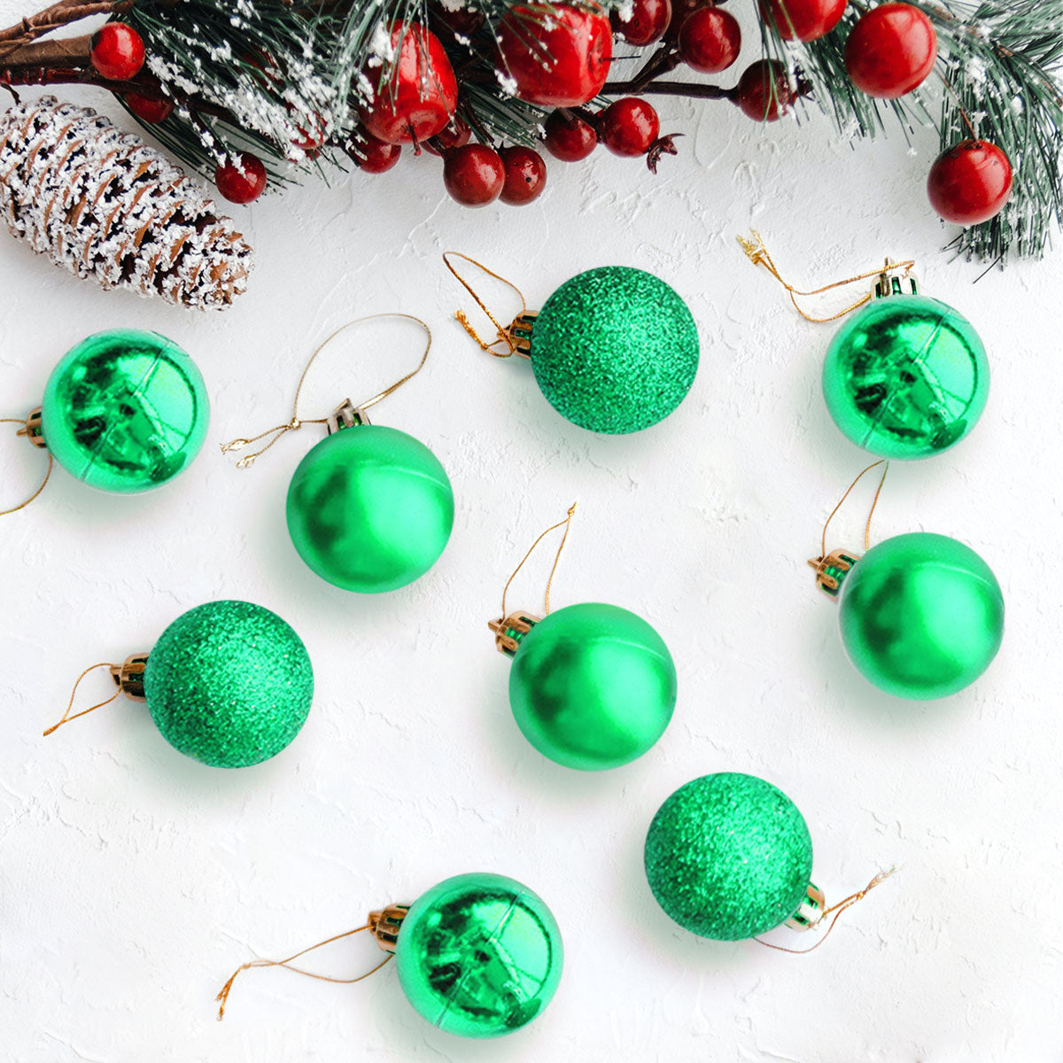 Esferas Navideñas Decoradas Verde/Blanco, 2 piezas. – Waldo's