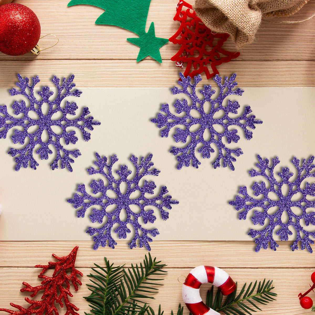 Copos de Nieve Decorativos Color Morado, 4 piezas.