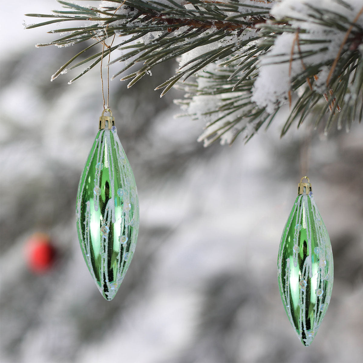 Esferas Navideñas Alargadas color Verde, 2 piezas.