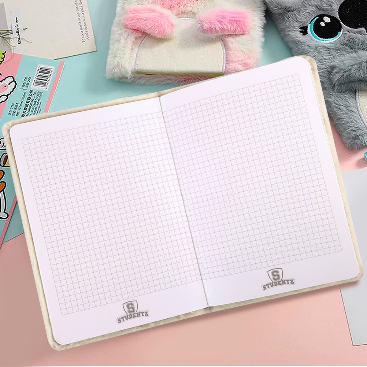 Libreta Llama de Peluche Color Beige, 80 páginas