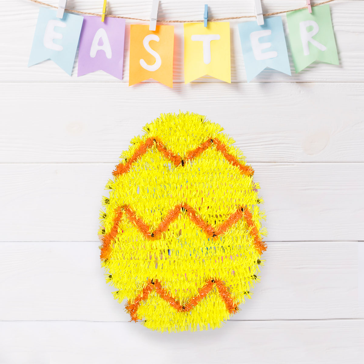 Adorable Huevo Amarillo de tinsel, Pascua