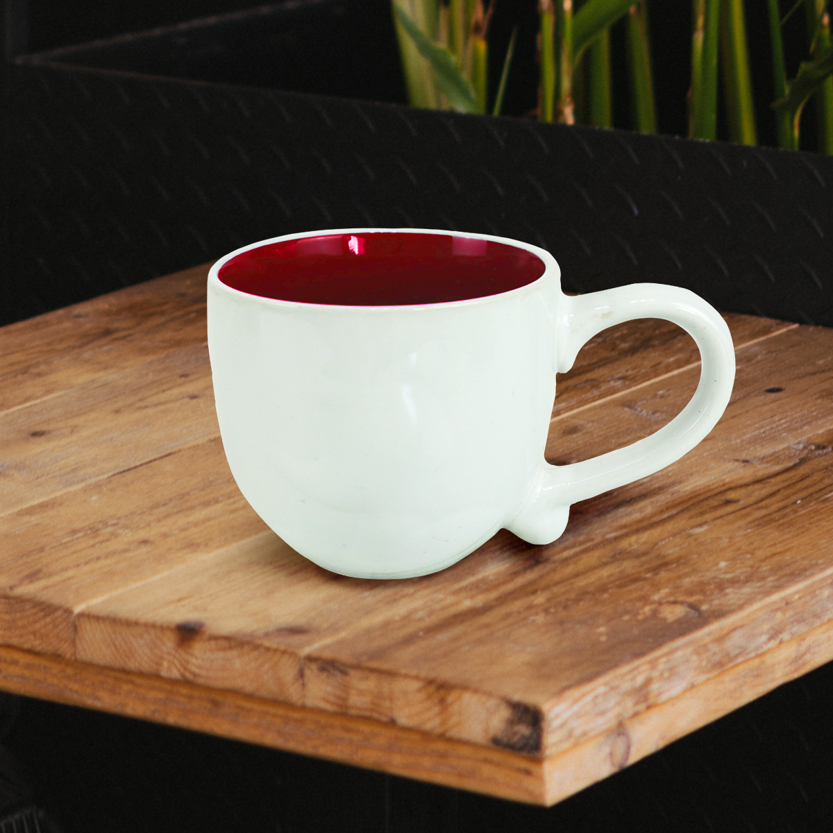 Taza de Cerámica Blanco con Rojo